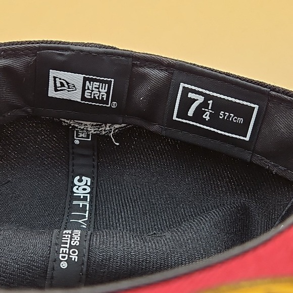 Arkansas Razorbacks Hat Cap New Era Fitted Size 7 1/4 Throwback A Logo NCAA SEC - Picture 10 of 10